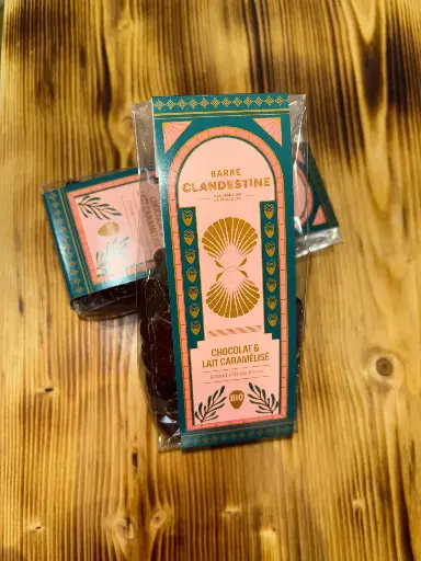 BARRE CLANDESTINE - Chocolat BIO - Coquillages Noir Lacté 